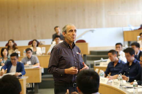 Prof. John Akula�Ͽ���.jpg